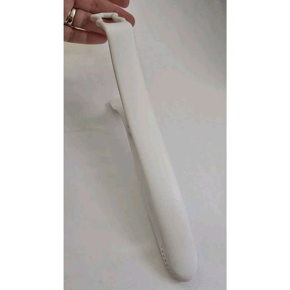 Pampered Chef Kitchen Coating Tray Tongs White From #2605